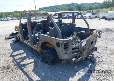 2018 Jeep Wrangler Jk Unlimited Sport S 4X4 z USA, uszkodzony, nr VIN 1C4BJWDG2JL874995